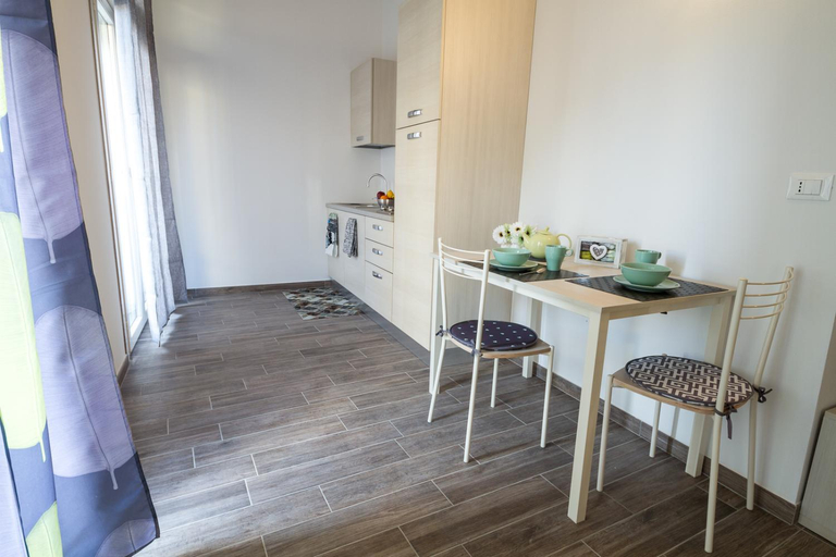 Others 2, Apartments Fewo, Bolzano