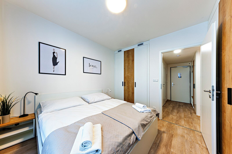 Bedroom 1, MamaStay Andel apartments, Praha 5