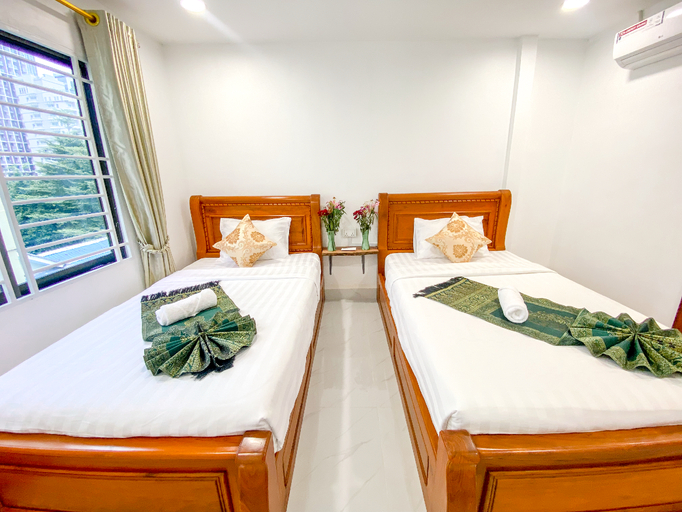 Bedroom 12