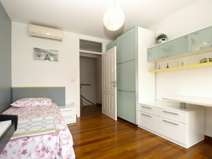Bedroom 2, Villa 2103, Pula