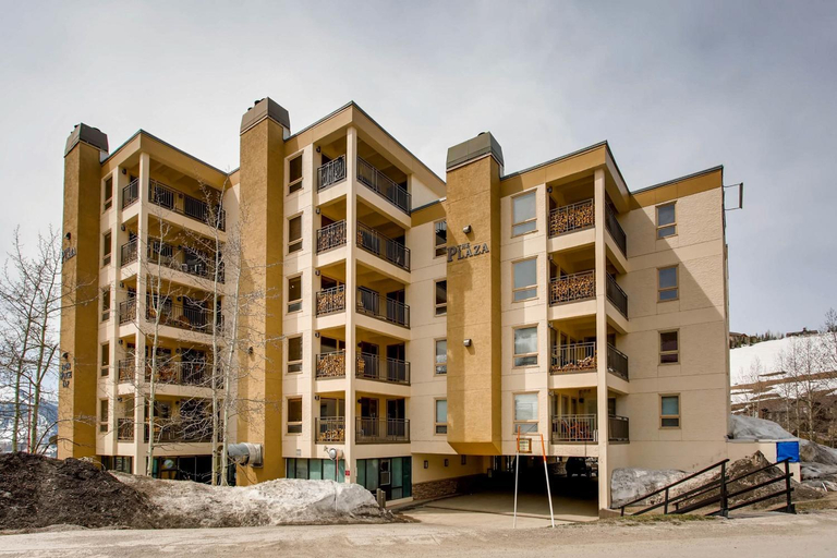 View Of Silver Queen Lift 2 Br Condo Condo, Gunnison