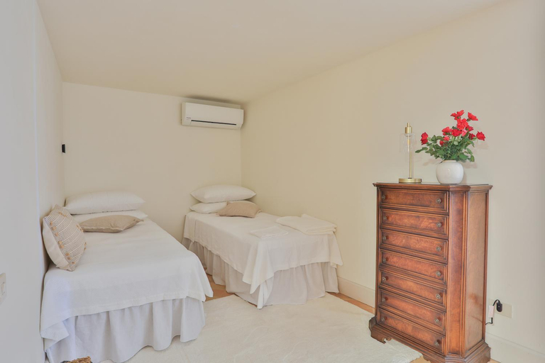 Bedroom 3, Pietra Campana Italian Villa Orvieto, Terni