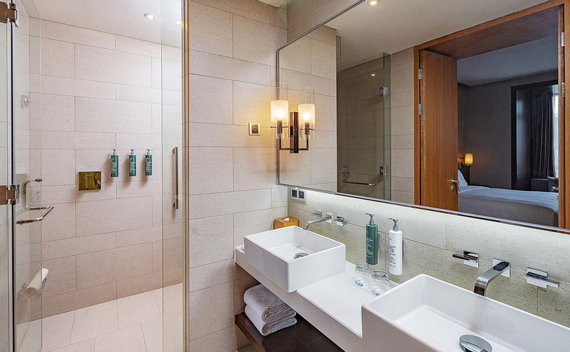 Bathroom 6