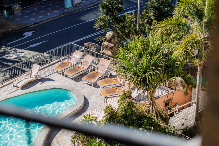 Sport & Beauty 5, Bunk Surfers Paradise - 18-35 , Gold Coast