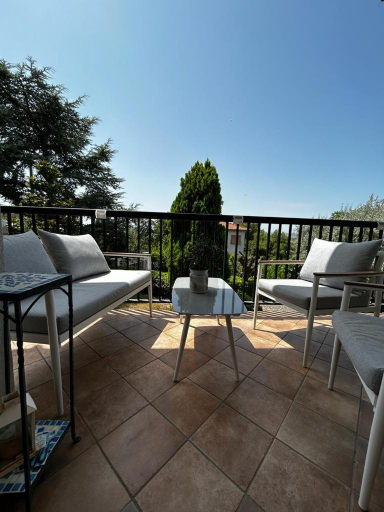 Others 3, B&B la casa di Polly, Ancona