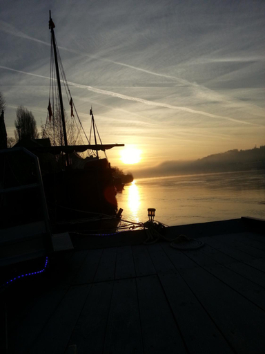 5, Different Holidays, Maine-et-Loire