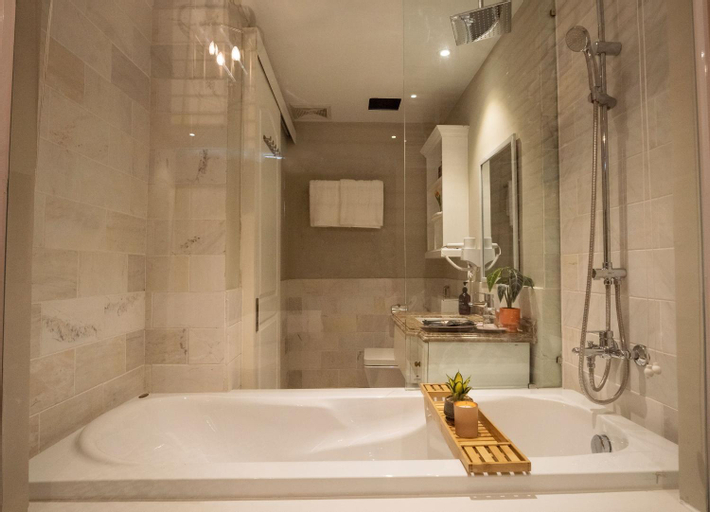 Bathroom 6