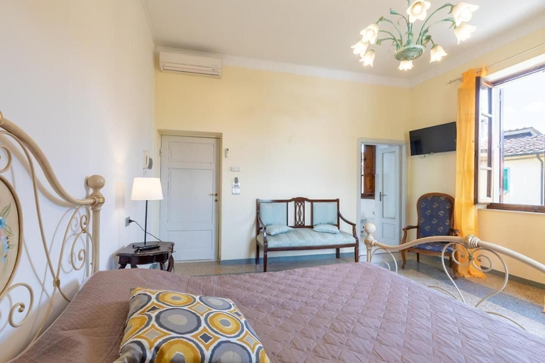 Bedroom 2, risorgimentosquare, Roma