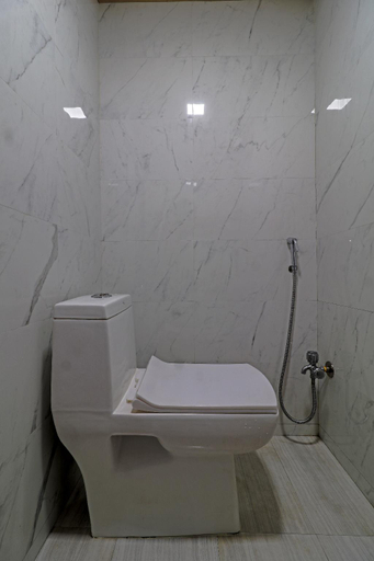 Bathroom, Capital Guest House , Mumbai City