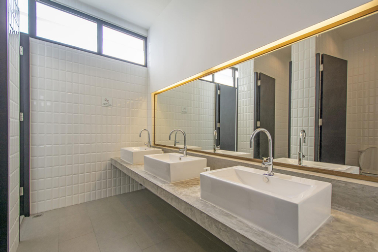 Bathroom 3