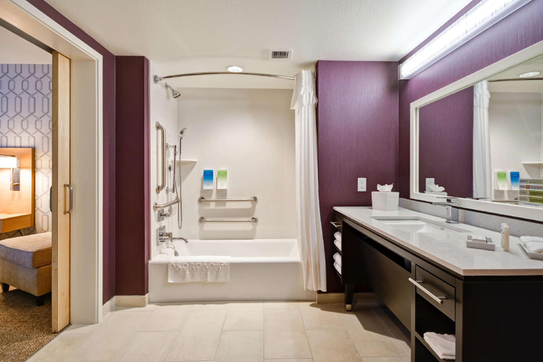 Bathroom 19