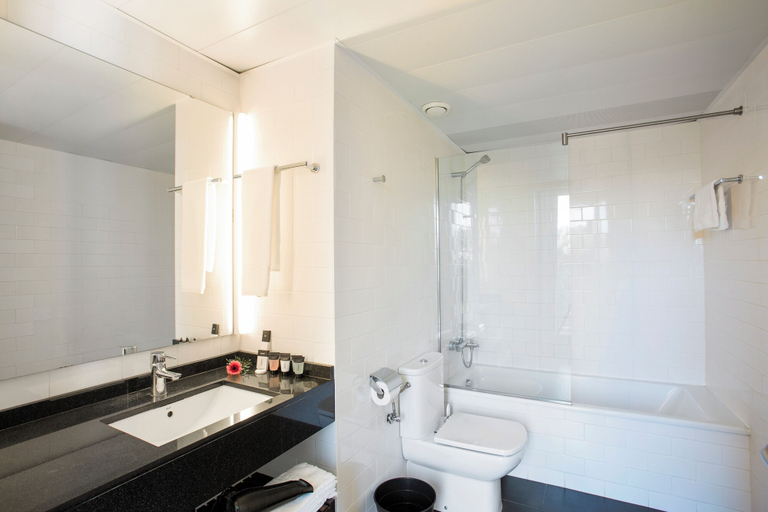 Bathroom 3, Durlet Beach Apartments, Barcelona