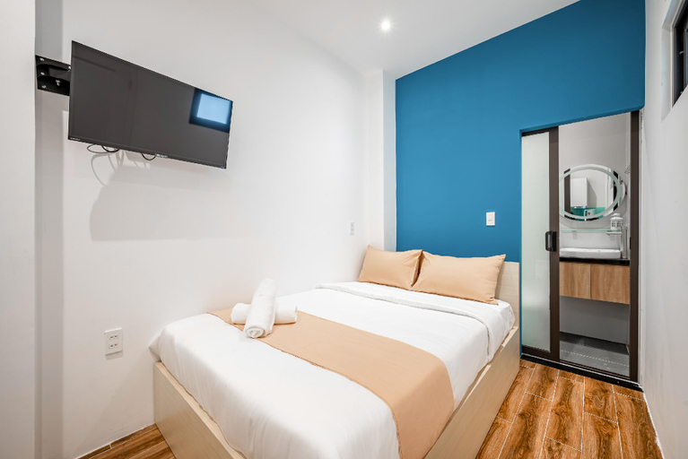 Bedroom 13