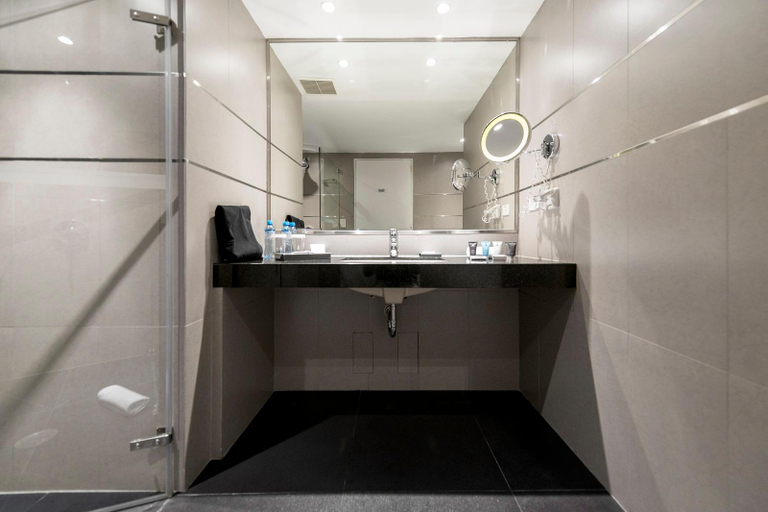 Bathroom 5