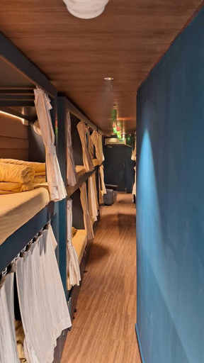 Bedroom 2, Sinhassan Dormitory Hostel, Mumbai Suburban