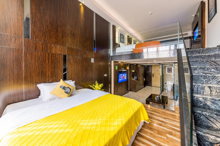 Bedroom 13