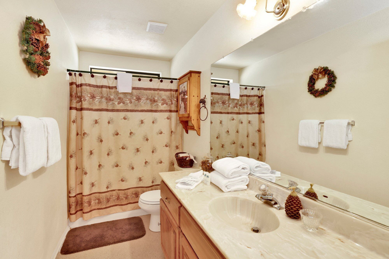 Bathroom 3, Rutter Family Retreat #2482, San Bernardino