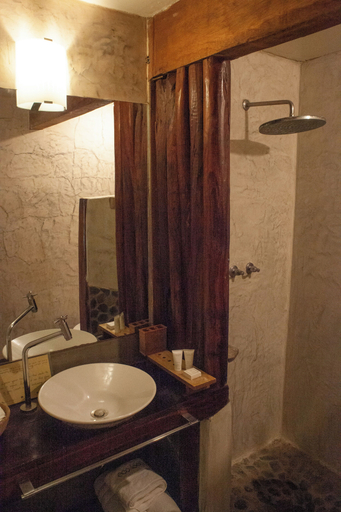 Bathroom 5, Ecolodge Mancora, Talara