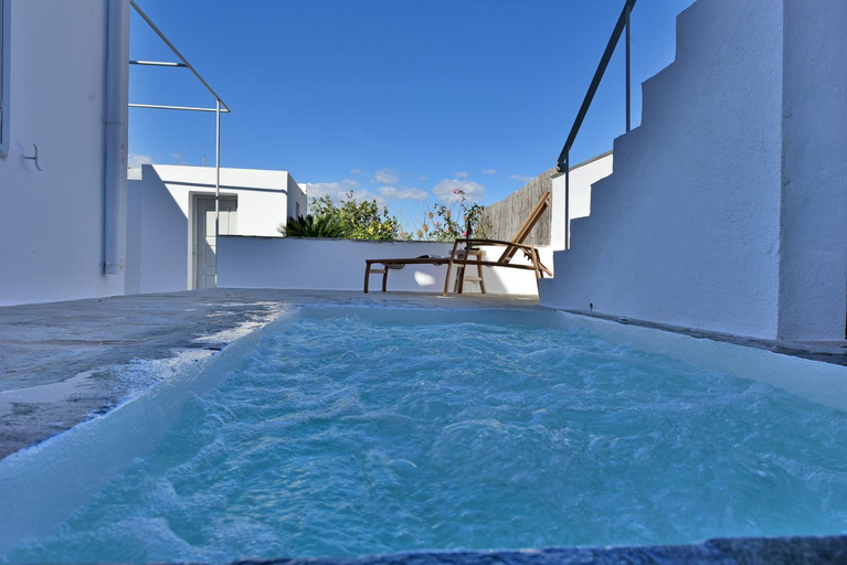 Sport & Beauty, Villa Loukia, Attica