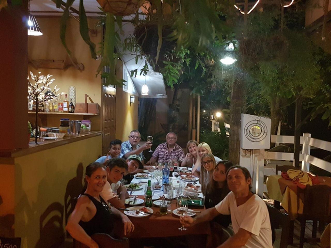 Food & Drinks 3, Cabinas El Colibri, Apart Hotel, Hojancha