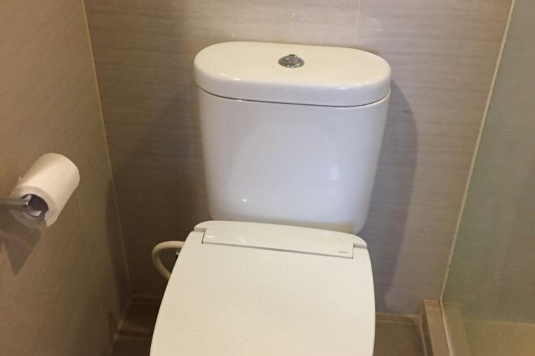 Bathroom 9