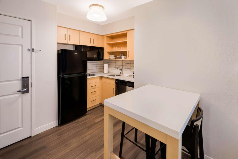 Dining Room 12