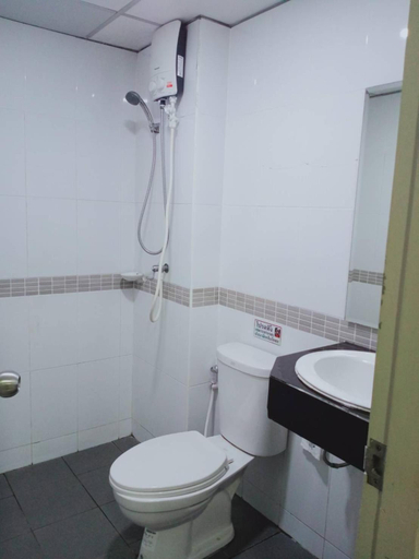 Bathroom 4, 88 Living, Khan Na Yao