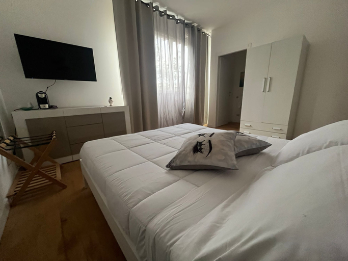 Bedroom 5, Horizon Suites, Palermo