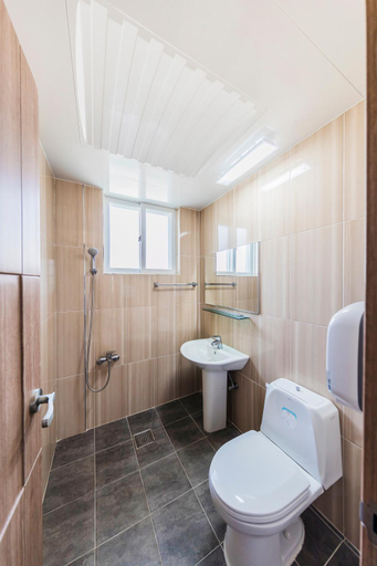 Bathroom 5, Remember Youth Hostel, Gyeongju