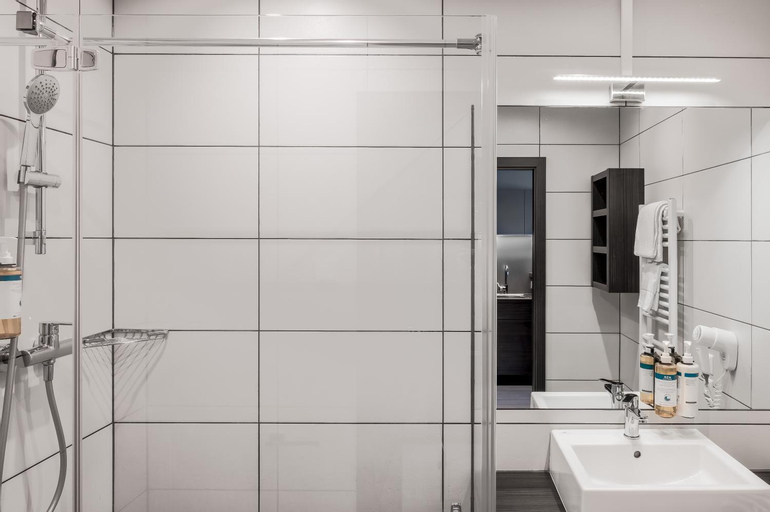 Bathroom 6