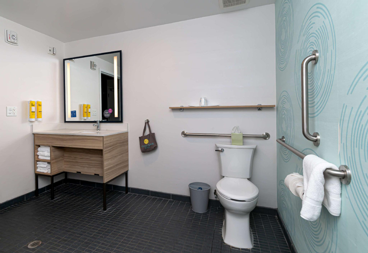 Bathroom 2