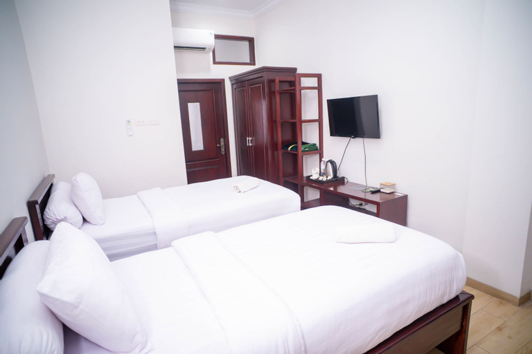 Bedroom 6