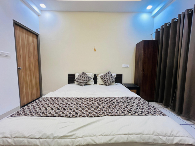 Bedroom 15