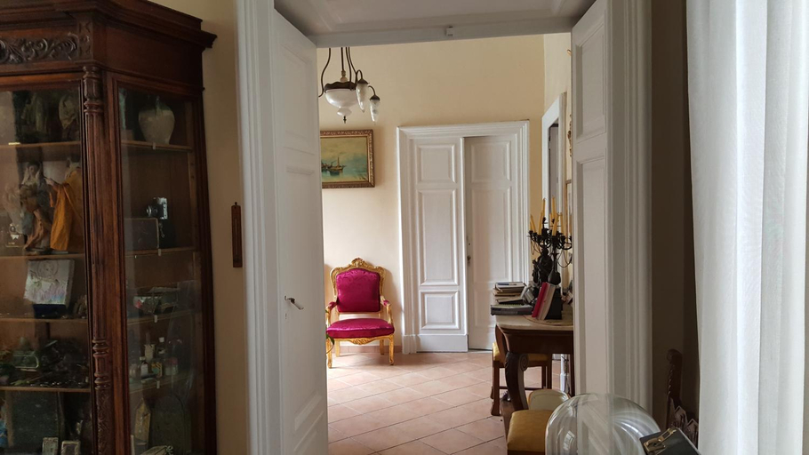 Public Area 4, B&B Soriano44, Napoli