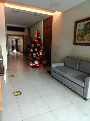 Joyce Apartelle, Mandaluyong