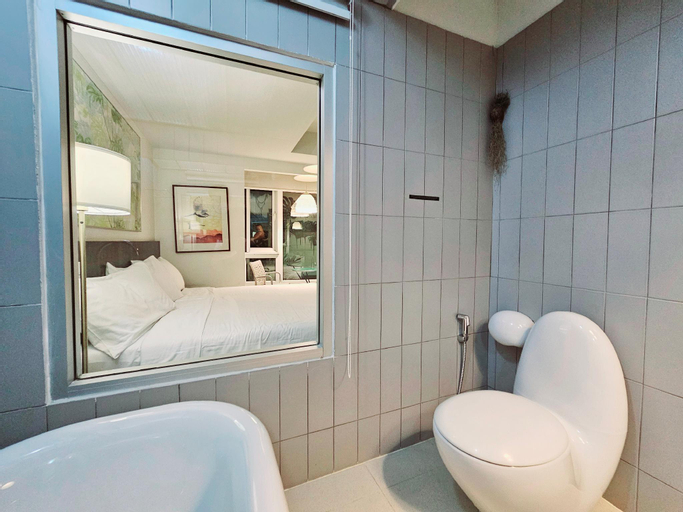 Bathroom 4