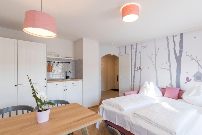 Bedroom 3, Familienhotel Felsenhof, Sankt Johann im Pongau