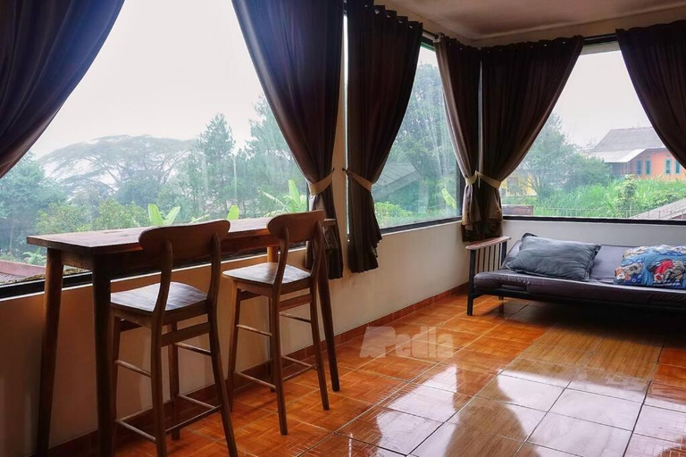 Others 3, Villa Tentram Puncak, 6 Kamar, Billiar, Karaoke, Bogor