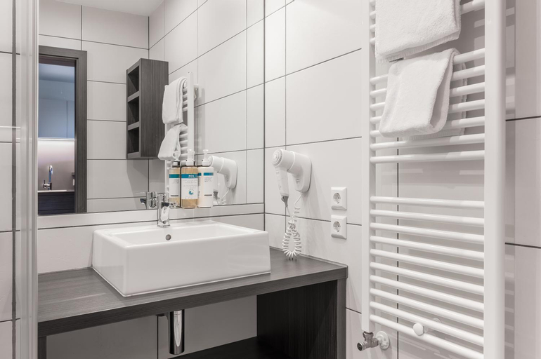 Bathroom 6