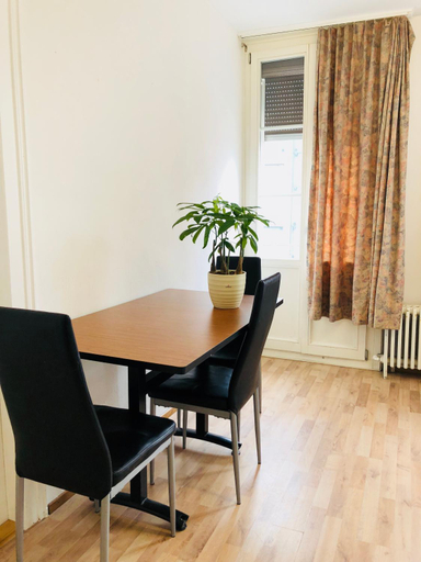 Others 2, Happy central apartment, Interlaken
