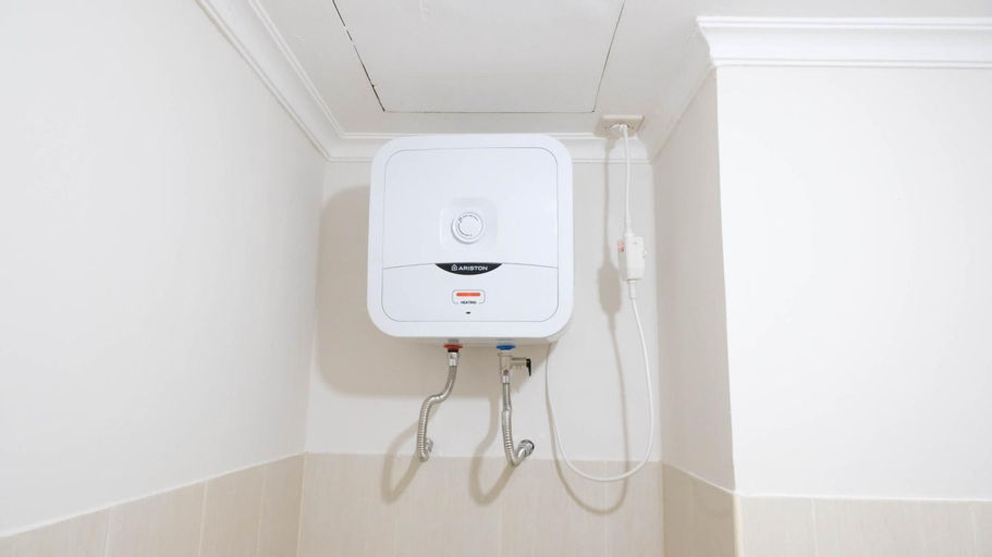 Bedroom 5, Clean & Comfy 2BR Puncak Kertajaya By Travelio, Surabaya