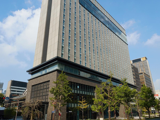 Exterior 13