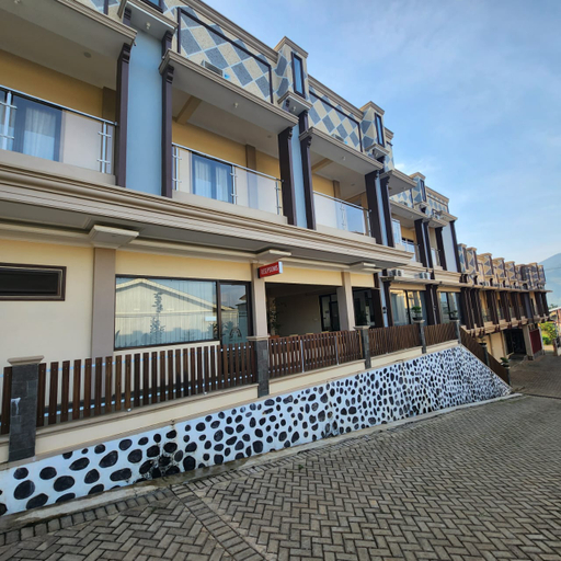 Exterior & Views 2, Hotel Alexa Towuti, East Luwu