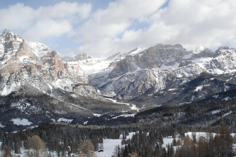 Others 3, Residence Vajolet San Cassiano, Bolzano