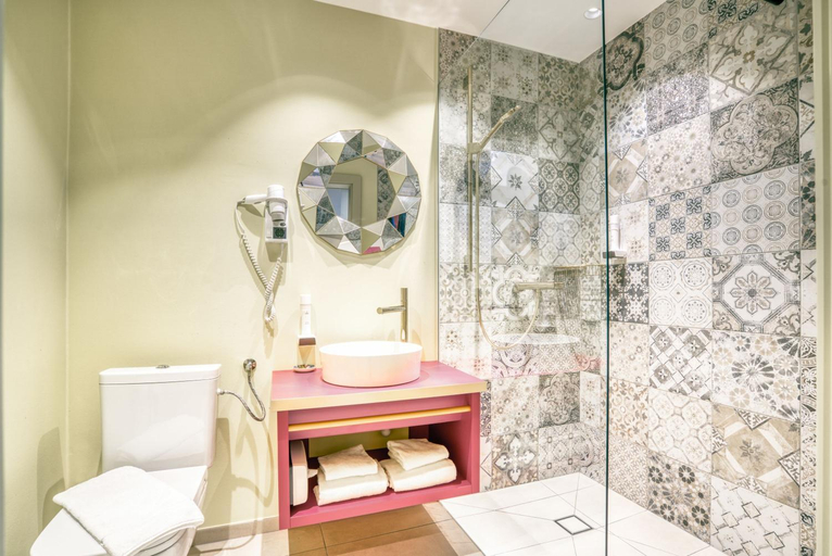 Bathroom 4, Hotel Eden Park Retro Chic Hotel, Villach Land