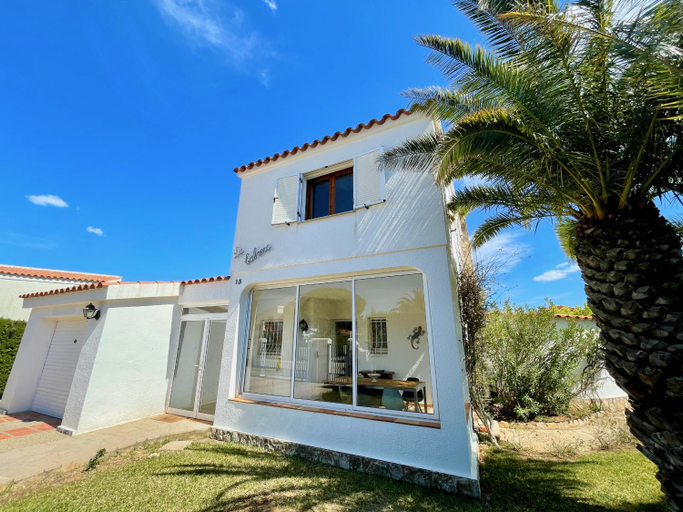 Others 5, Villa Cabrera, Tarragona