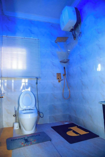 Bathroom, Somewhere Apartments, AbujaMun