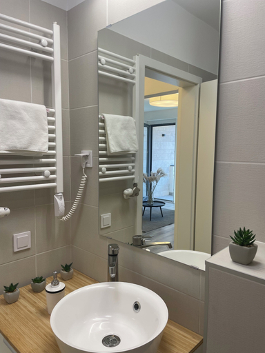 Bathroom 4, Downtown family apartment by FirstHost, Budapesti