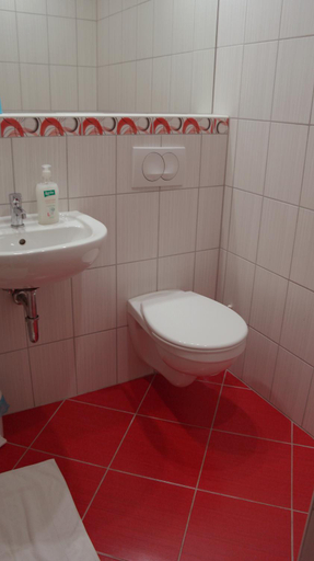 Bathroom 2, Hotel Lido, Siófok