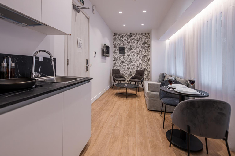 Others 3, Kriel Suites by LIV Homes, Attica